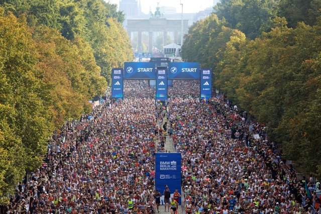 Participants take part in the 51st Berlin Marathon in Berlin, Germany, 21 September 2025. (Photo by Clemens Bilan/EPA)