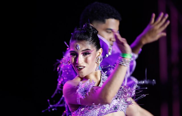 Dancers take part in the World Salsa Festival at El Pueblo Coliseum in Cali, Colombia, 26 September 2025. (Photo by Ernesto Guzman Jr./EPA)