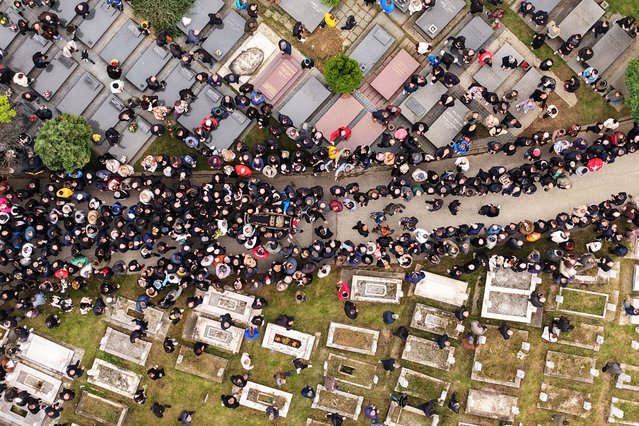 People attend the funeral of popular Bosnian folk singer Halid Beslic, who was also widely known for his humanitarian work during and after the country's bloody 1992-95 war, in Sarajevo, Bosnia, Monday, October 13, 2025. (Photo by Armin Durgut/AP Photo)