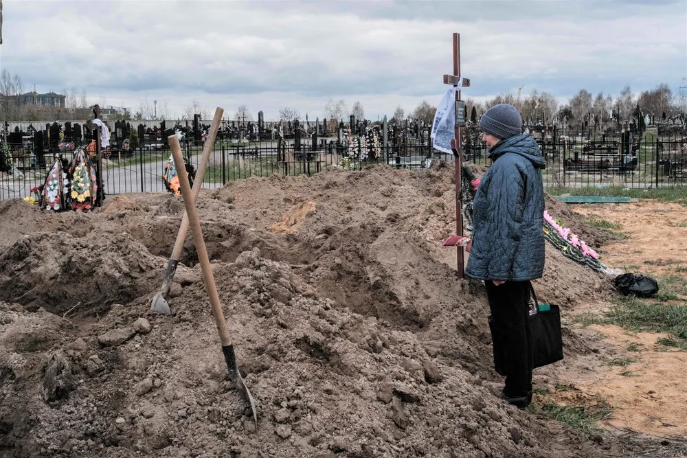 The Day in Photos – April 20, 2022