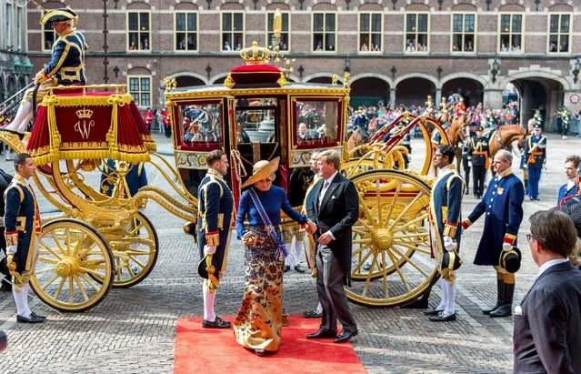 King Willem-Alexander of the Netherlands and his wife Queen Maxima arrive at the Hall of Knights in the Hague, the Netherlands September 20, 2016. (Photo by Lex van Lieshout/Reuters)