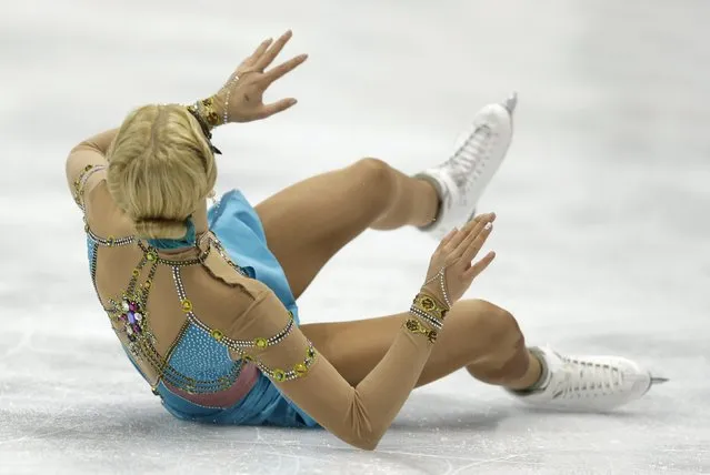Anna Pogorilaya of Russia falls during the ladies free program at the ISU European Figure Skating Championship in Bratislava, Slovakia, January 29, 2016. (Photo by David W. Cerny/Reuters)