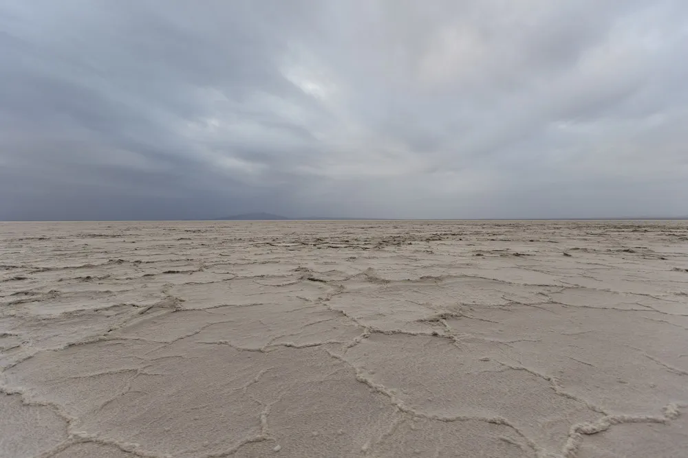 In the World’s Hottest Desert, Mining and Moving Salt