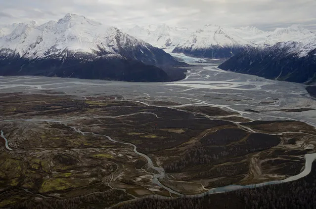 Tatshenshini-Alsek Park is seen during a flight over northwest British Columbia, October 7, 2014. (Photo by Bob Strong/Reuters)