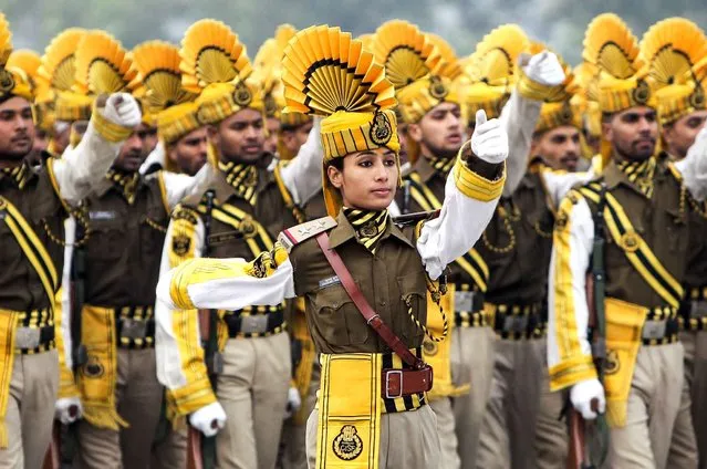 Indian Army soldiers  during a dress rehearsal in preparation for the annual Republic Day Parade on January 21. 2014. (Photo by Chine Nouvelle/SIPA Press)