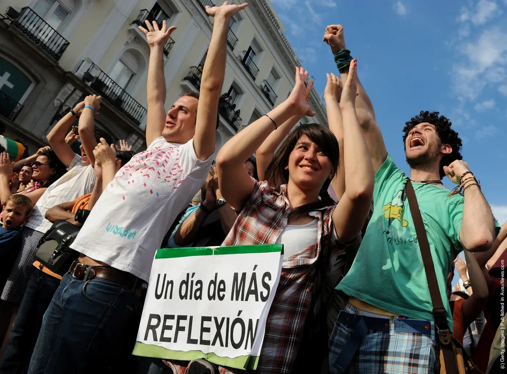 Spanish Demonstrate Unemployment and Austerity Measures