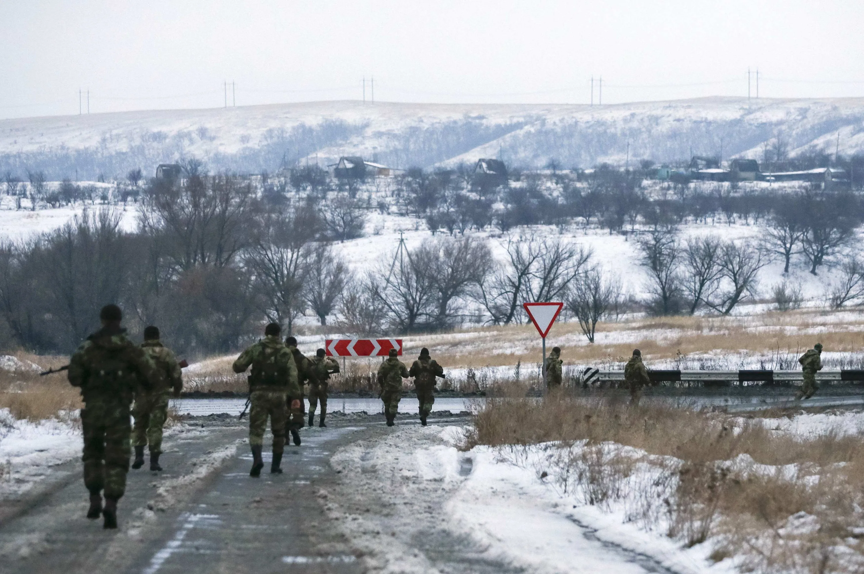 Сво от ополчения. Донбасс военные зимой. Воины Донбасса зима. Военные ДНР зима.
