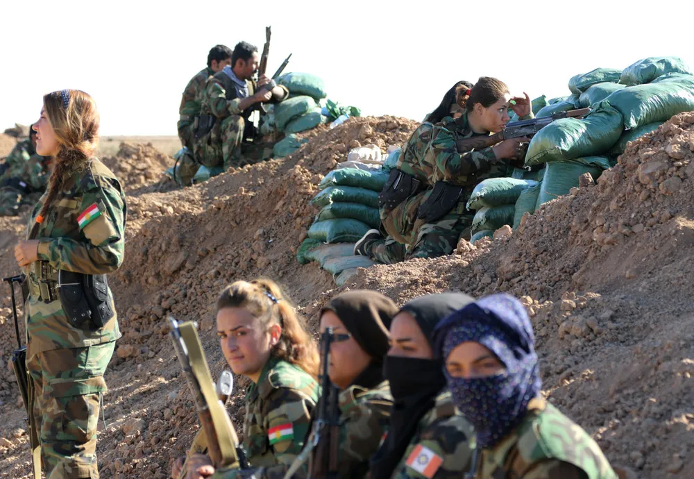 Female Kurds Fighting Islamic State