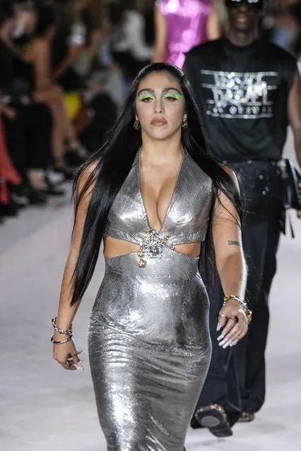 Madonna's daughter Lourdes Leon wears a creation for the Versace Spring Summer 2022 collection during Milan Fashion Week, in Milan, Italy, Friday, September 24, 2021. (Photo by Luca Bruno/AP Photo)