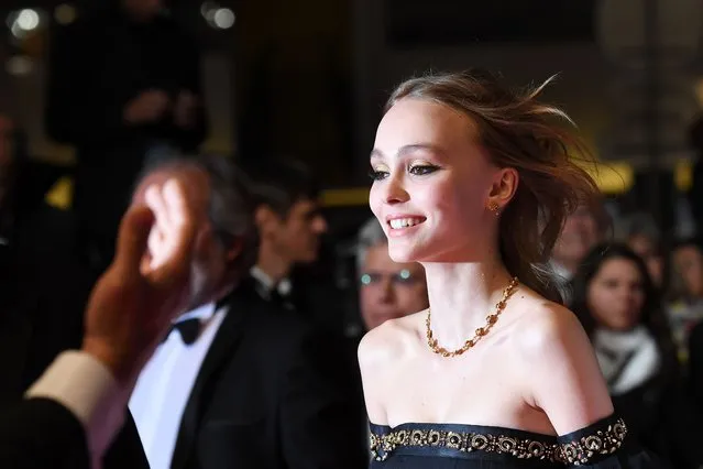 French-US actress Lily-Rose Depp arrives on May 13, 2016 for the screening of the film “La Danseuse (The Dancer)” at the 69th Cannes Film Festival in Cannes, southern France. (Photo by Anne-Christine Poujoulat/AFP Photo)