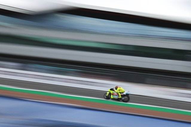 Pertamina Enduro VR46 Raging Team's Italian MotoGP rider Fabio Di Giannantonio takes part in the sprint race of the MotoGP British Grand Prix at Silverstone circuit in Northamptonshire, central England, on May 24, 2025. (Photo by Adrian Dennis/AFP Photo)