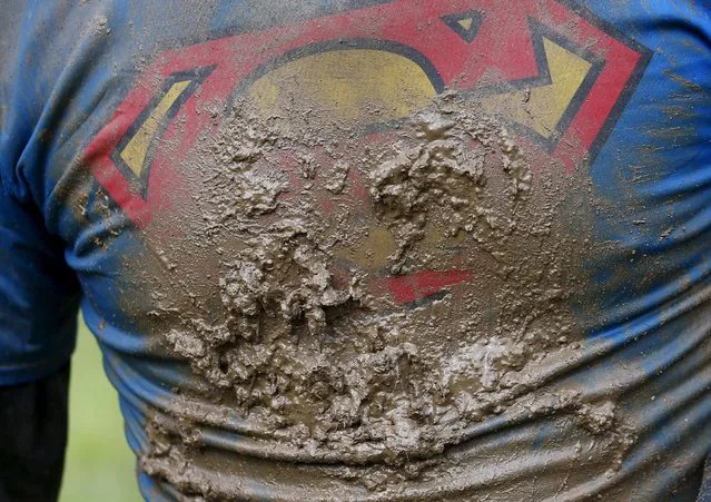 Mud is seen on a competitor's top as he participates in the Tough Mudder challenge near Henley-on-Thames in southern England May 2, 2015. (Photo by Eddie Keogh/Reuters)