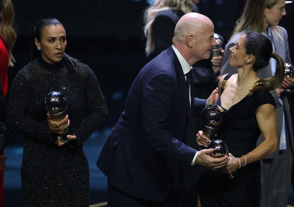 Pictures of the Year 2024, Part 013/240