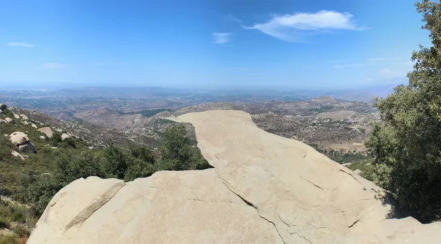 “Stepping Out Onto Potato Chip Rock”. (Photo by Stecki3D)