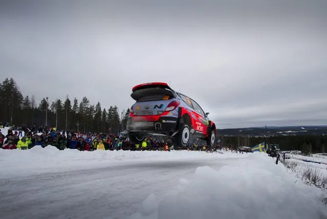 Kevin Abbring of the Netherlands and Sebastian Marshall of Britain drives their Hyundai i20 WRC during the Rally Sweden second round of the FIA World Rally Championship in Hagfors February 15, 2015. (Photo by Micke Fransson/Reuters/TT News Agency)
