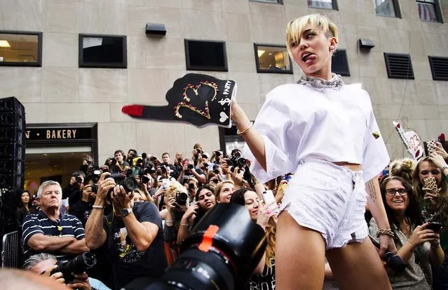 Miley Cyrus performs on NBC's “Today” show in New York, on Oktober 7, 2013. (Photo by Charles Sykes/Invision)