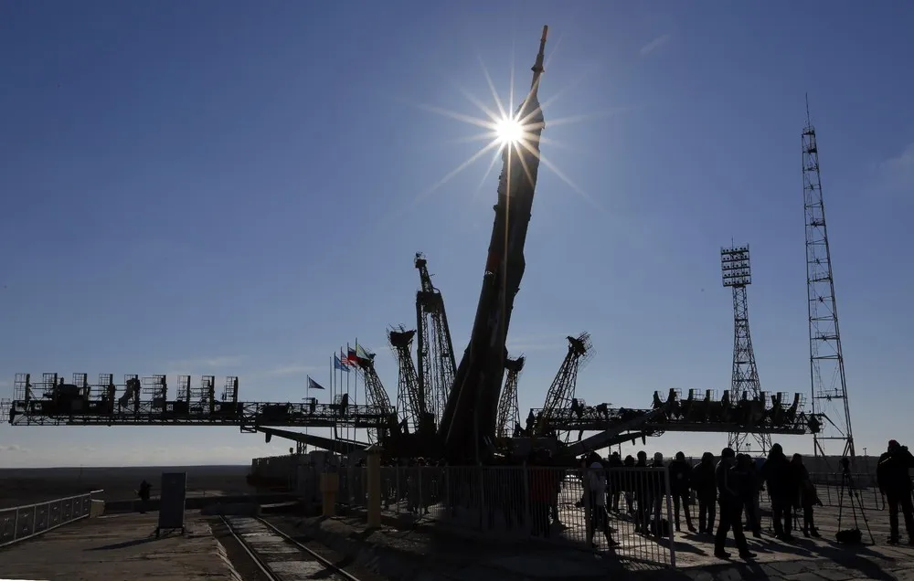 Soyuz TMA-16M – Preparing to Launch