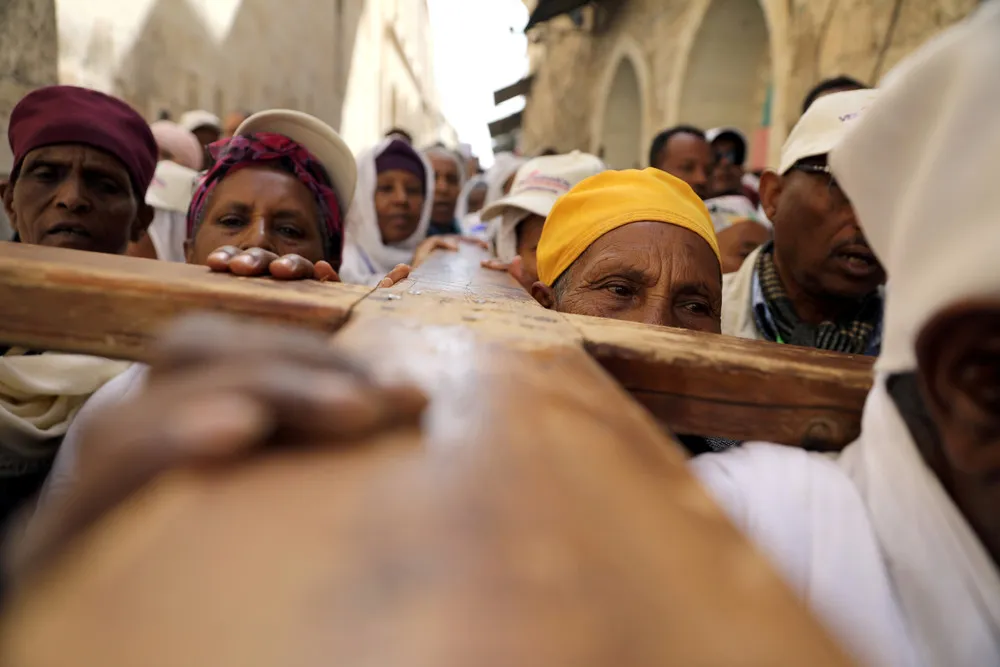 The Day in Photos – April 28, 2019