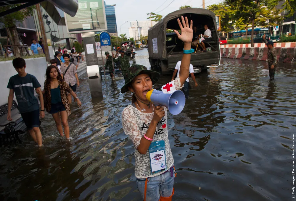Bangkok Floods Continue To Threaten People And Economy