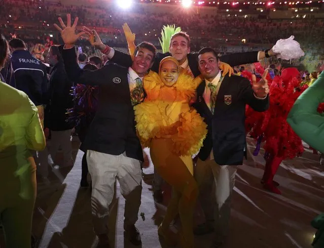 2016 Rio Olympics, Closing ceremony, Maracana, Rio de Janeiro, Brazil on August 21, 2016. Participants celebrate during the closing ceremony. (Photo by Stoyan Nenov/Reuters)