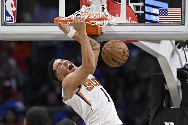 Phoenix Suns guard Devin Booker dunks against the Los Angeles Clippers during the second half of an NBA basketball game, Sunday, October 23, 2022, in Los Angeles. (Photo by Alex Gallardo/AP Photo)