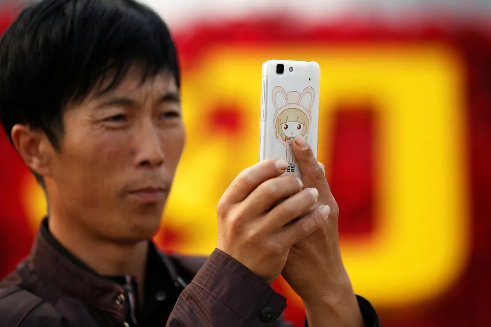 Selfie Mania on the Tiananmen Square
