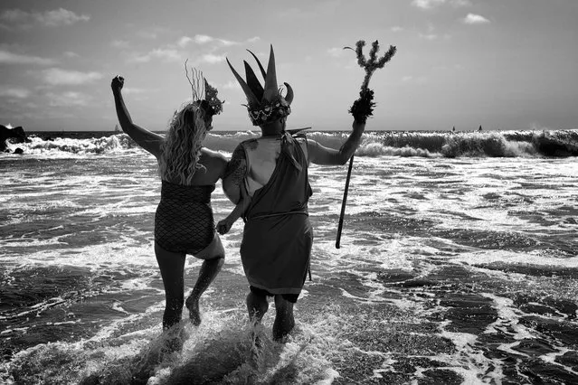 Over the past three years, Los Angeles-based photographer Dotan Saguy has spent hundreds of hours documenting the diverse culture, people and pageantry of the iconic Venice Beach boardwalk. He was irresistibly drawn to the free-spirited, anti-materialistic and inclusive nature of the world-famous location, which he found to be a breath of fresh air in contrast to Los Angeles’s sometimes homogenized, celebrity-obsessed culture. Venice Beach will be published by Kehrer Verlag in August 2018. An accompanying exhibition will run at Venice Arts Gallery in Venice, Calif., from August 11 to September 21, 2018. Here: King and Queen Neptune frolic in the Pacific Ocean waters, celebrating the start of summer with the yearly Neptune Parade. Today’s incarnation of the Neptune Parade is inspired by the Venice Mardi Gras, celebrated for the first time in August 1935 with three days of parades and festivities. (Photo by Dotan Saguy)