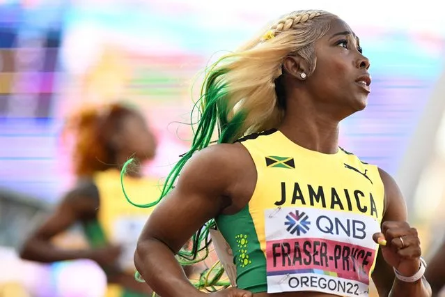 Jamaica's Shelly-Ann Fraser-Pryce celebrates winning the women's 100m final during the World Athletics Championships at Hayward Field in Eugene, Oregon on July 17, 2022. (Photo by Jewel Samad/AFP Photo)