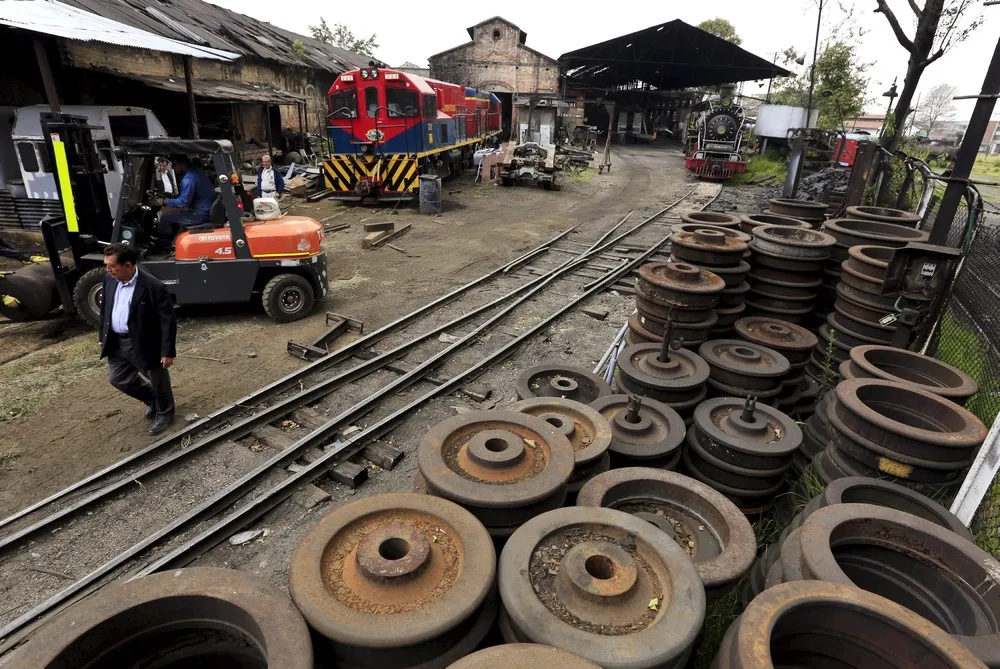 “La Sabana” – a Tourist Train in Colombia