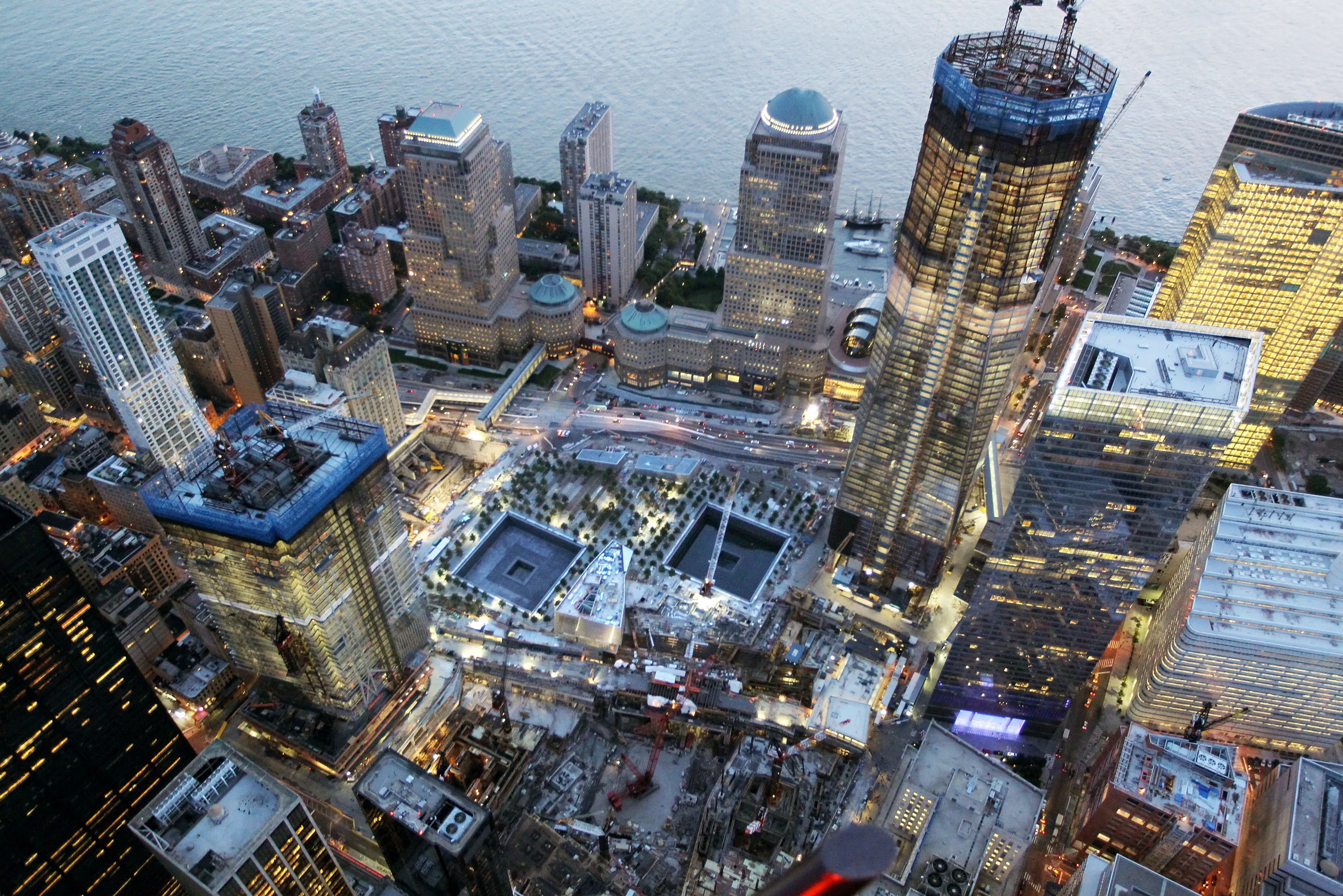 One world new york. Ground Zero Нью-Йорк. Башни ВТЦ В Нью-Йорке. Башни-Близнецы ВТЦ.. ВТЦ Нью-Йорк 2020.