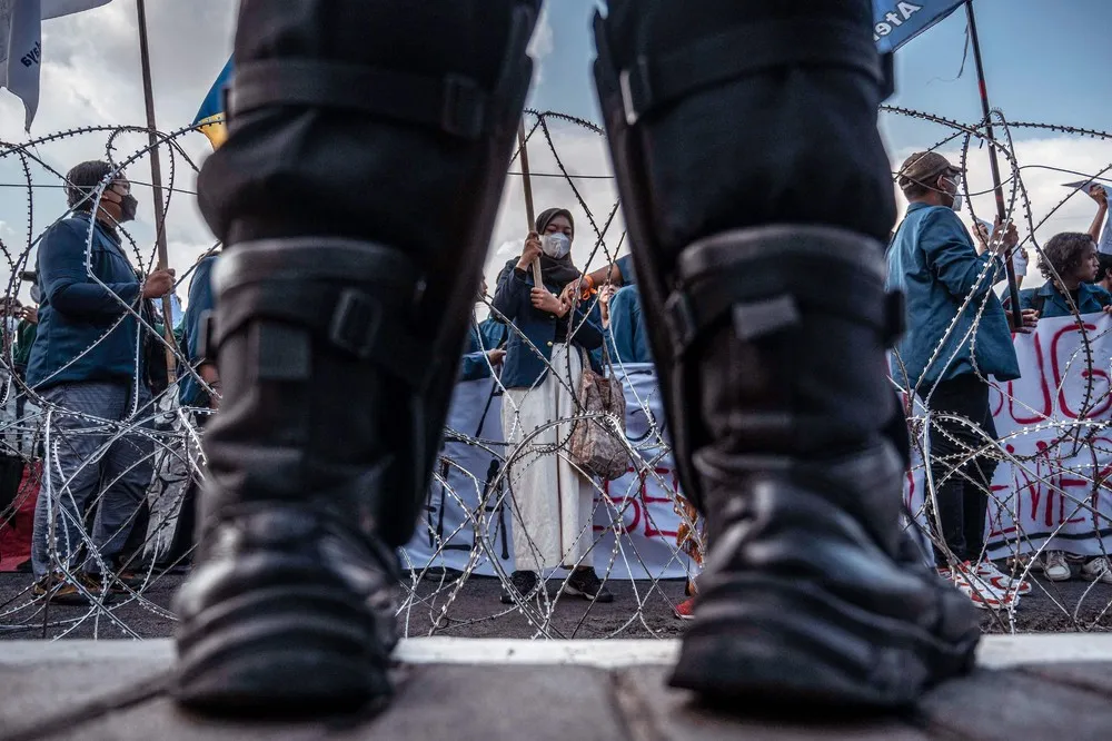 A Look at Life in Indonesia, Part 1/2