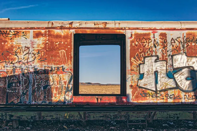 Melbourne-based photographer Chris Staring captured a series of stunning photos of the train graveyard, known locally as the Cementer de Trenes. (Photo by Chris Staring/Rex Features/Shutterstock)