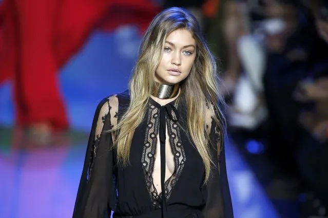 Model Gigi Hadid presents a creation by designer Elie Saab as part of his Spring/Summer 2016 women's ready-to-wear collection during Fashion Week in Paris, France, October 3, 2015. (Photo by Charles Platiau/Reuters)