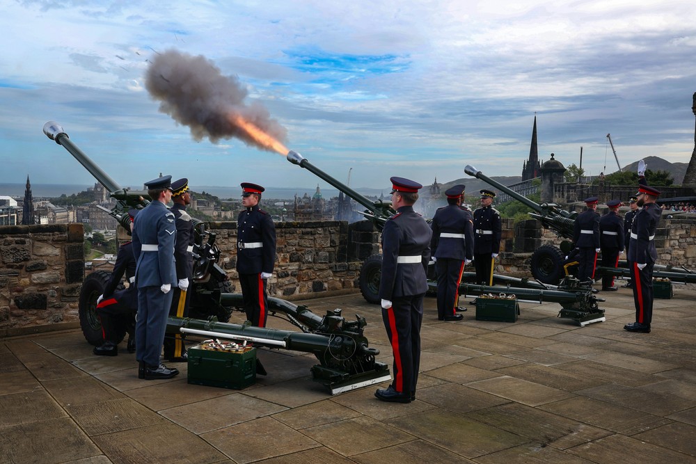 Pictures of the Year 2024, Part 180/240