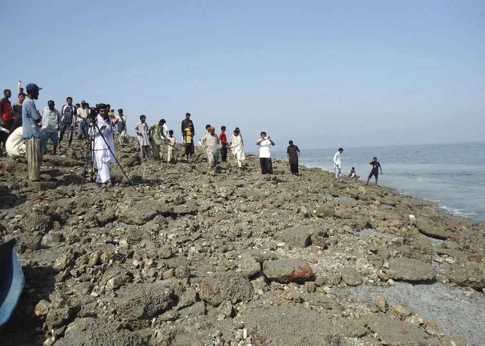 Earthquake Births New Island off Pakistan's Western Coast