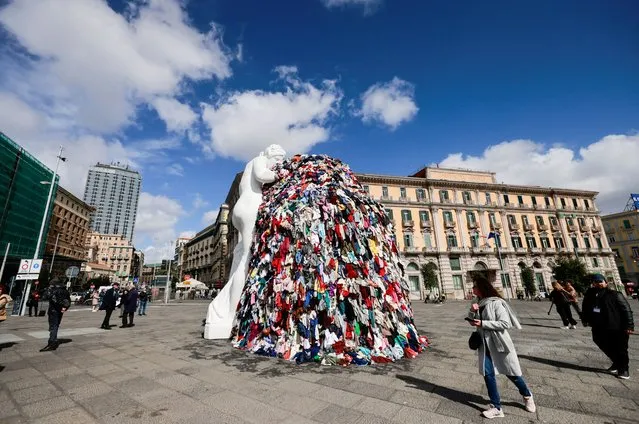 A view shows Italian artist Michelangelo Pistoletto's “Venus of the Rags” which has been reconstructed after the original artwork was destroyed in an arson attack, in Piazza Municipio, Naples, Italy, on March 6, 2024. (Photo by Yara Nardi/Reuters)