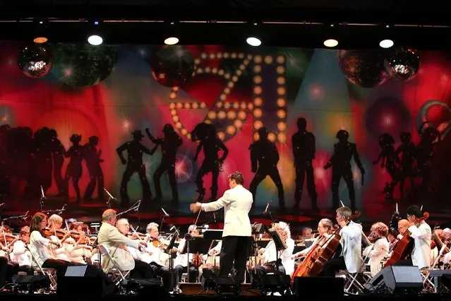 A general view of atmosphere during the Boston Pops On Nantucket concert to benefit Nantucket Cottage Hospital sponsored by Real Simple and Kozy Shack on August 8, 2015 in Nantucket, Massachusetts. (Photo by Neilson Barnard/Getty Images for Real Simple)