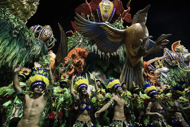 Members of the samba school Grupo Especial Academicos do Tatuape participate in the carnival celebration at the Anhembi sambodrome in Sao Paulo, Brazil, February 10, 2018. (Photo by Sebastiao Moreira/EPA/EFE/Rex Features/Shutterstock)