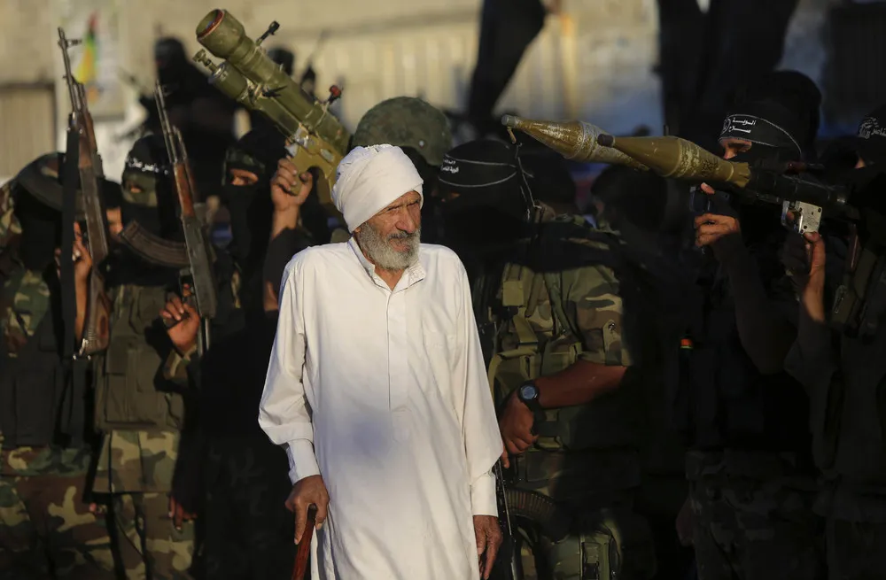 The Day in Photos – September 27, 2016, Part 2/2