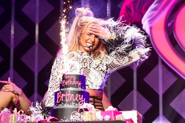 Singer Britney Spears performs at the 102.7 KIIS FM's Jingle Ball 2016 on December 02, 2016 in Los Angeles, California. (Photo by Christopher Polk/Getty Images for iHeartMedia)