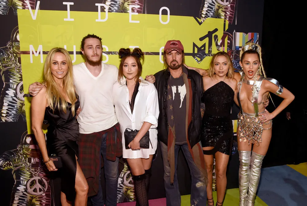 2015 MTV Video Music Awards, Part 2/2