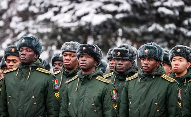 Cadets from the Republic of Mali attend the solemn events dedicated to the 105th anniversary of the Moscow Higher Combined Arms Command School of the Ministry of Defence of the Russian Federation in Moscow, Russia 15 December 2022. The Moscow Higher Combined Arms Command School trains officers for the Armed Forces of the Russian Federation – qualified specialists in programs of higher, secondary, additional and postgraduate military education. (Photo by Yuri Kochetkov/EPA/EFE)