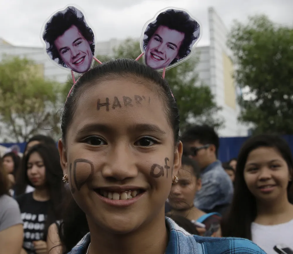 «One Direction» Arrives in Philippines