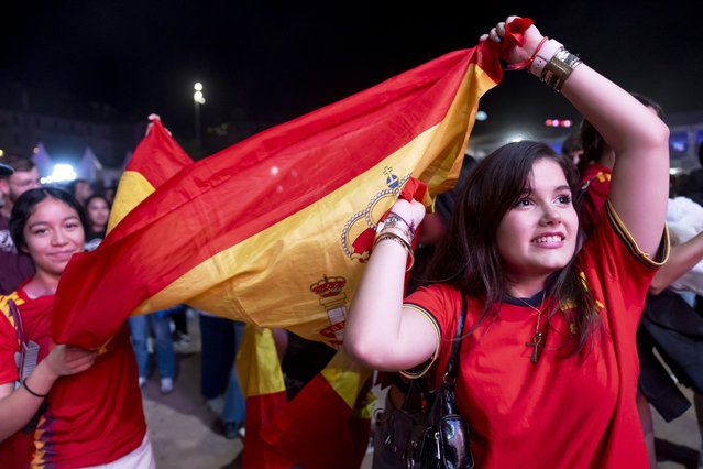 Spanish celebrate their team's victory during the public viewing of the UEFA EURO 2024 semi-finals soccer match between Spain and France, at the Plainpalais Fan Zone in Geneva, Switzerland, 09 July 2024. (Photo by Salvatore Di Nolfi/EPA/EFE)