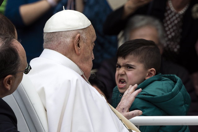 Pope Francis greets the faithful after the Urbi et Orbi blessing following the Easter Mass in Saint Peter's Square, in Vatican City, 20 April 2025. (Phoot by Angelo Carconi/EPA)