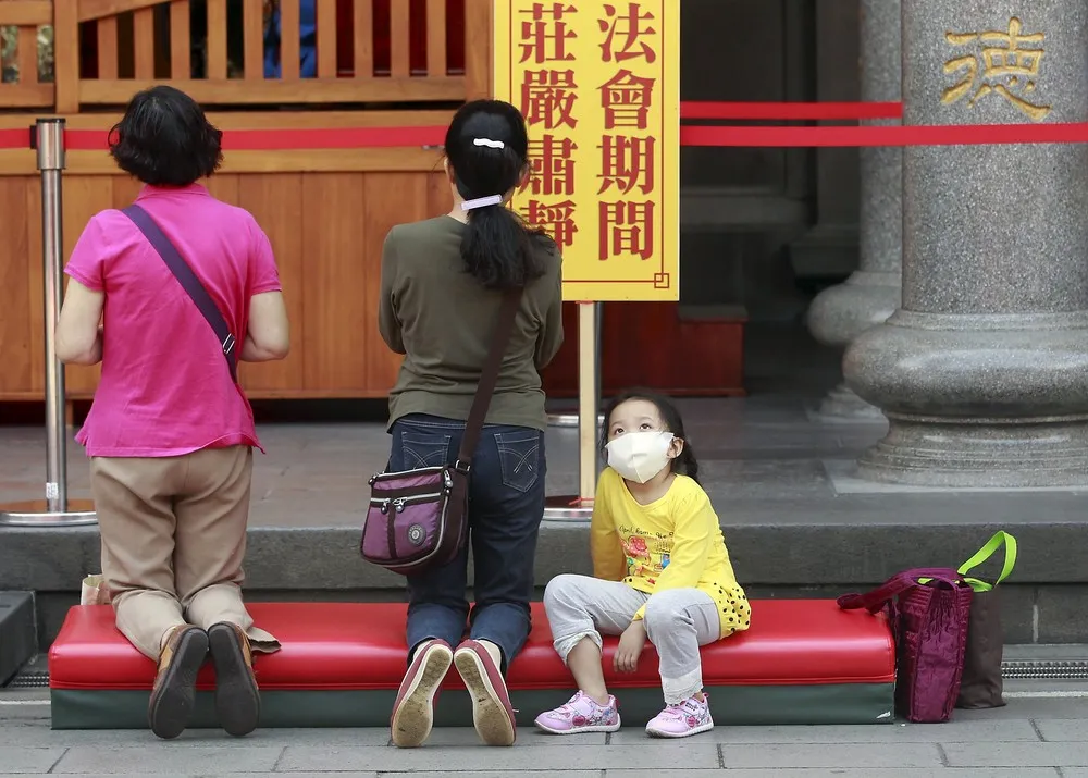 The Day in Photos – October 17, 2015