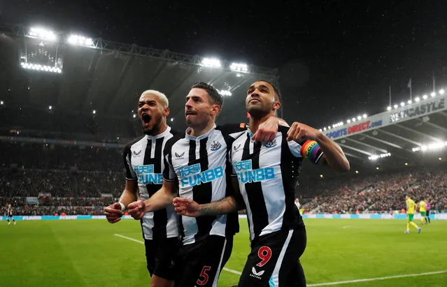 Callum Wilson of Newcastle United (9) celebrates after scoring penalty during the Premier League match between Newcastle United and Norwich City at St. James Park on November 30, 2021 in Newcastle upon Tyne, England. (Photo by Lee Smith/Action Images via Reuters)