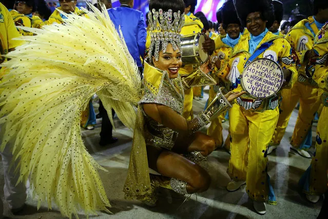 Drum queen Juliana Alves from Unidos da Tijuca samba school performs during the second night of the carnival parade at the Sambadrome in Rio de Janeiro, Brazil February 28, 2017. (Photo by Pilar Olivares/Reuters)
