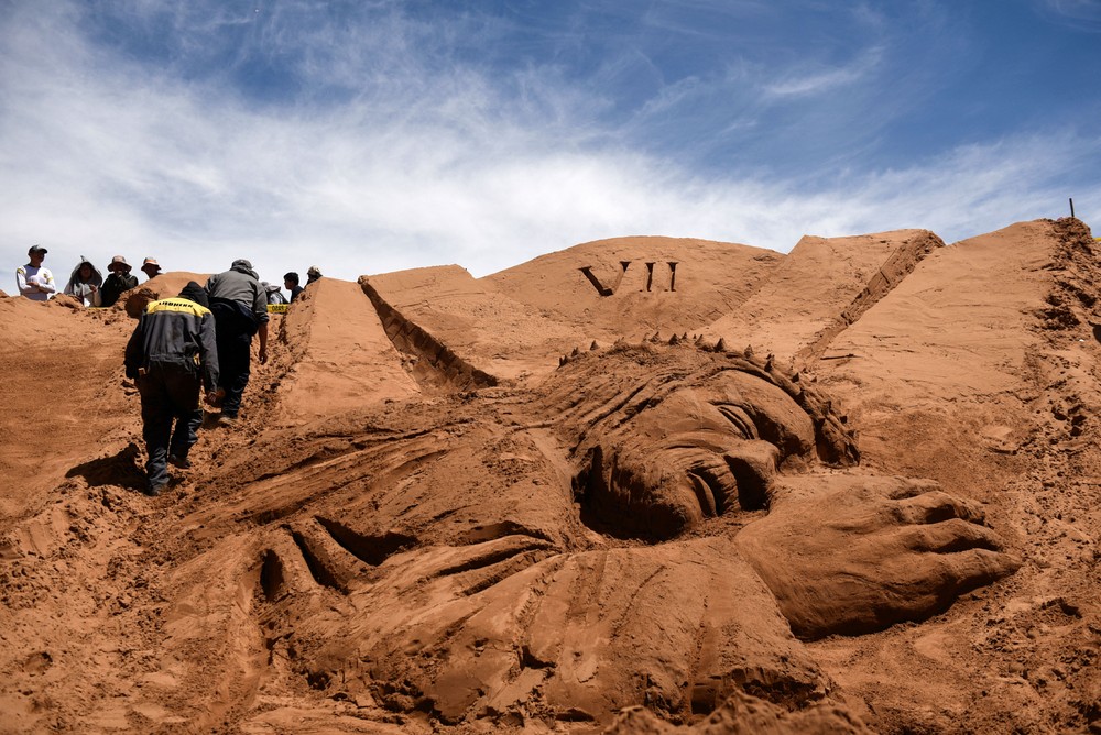 Pictures of the Year 2024, Part 068/240