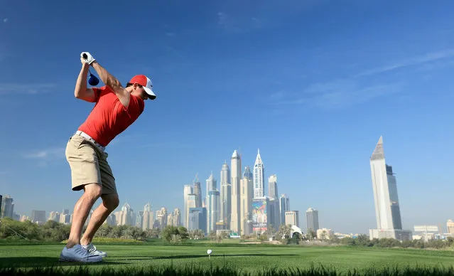 Rory McIlroy of Northern Ireland in action during his practice round as a preview for the 2016 Omega Dubai Desert Classic on the Majlis Course at the Emirates Golf Club on February 1, 2016 in Dubai, United Arab Emirates. (Photo by David Cannon/Getty Images)